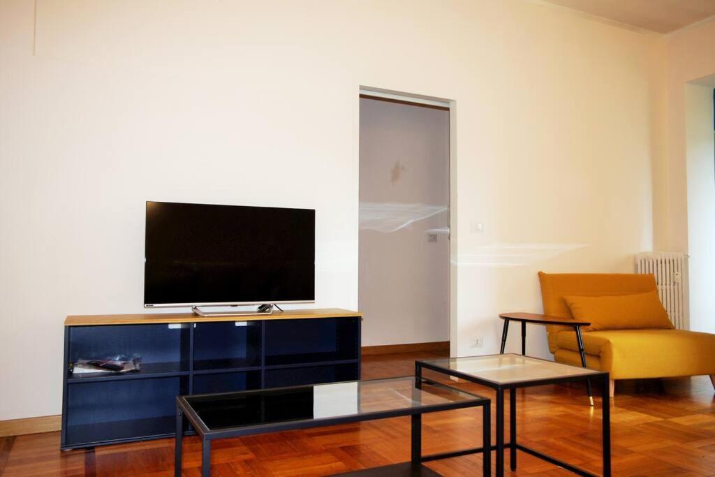 Splendido Appartamento A Pagano Milano Esterno foto
